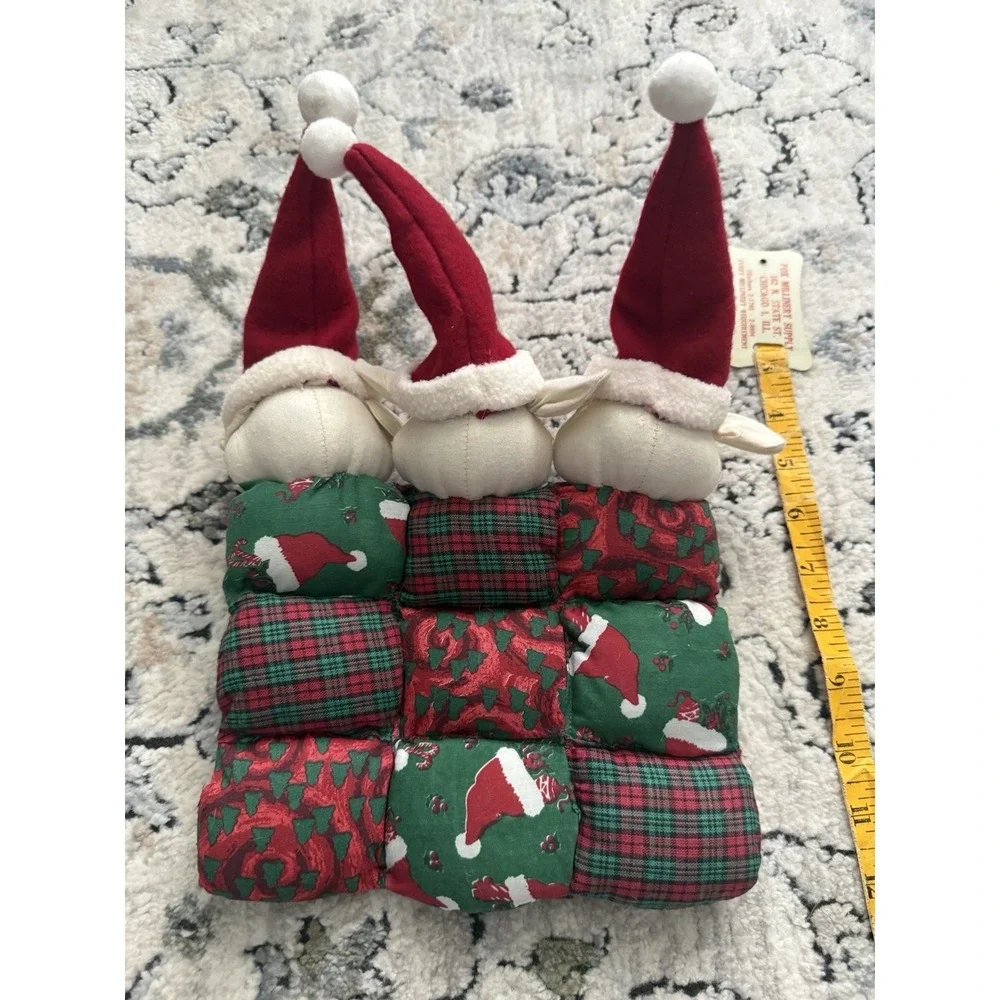 Christmas Pigs In A Blanket Hot Pad - Quilted Thick - Hats Pose